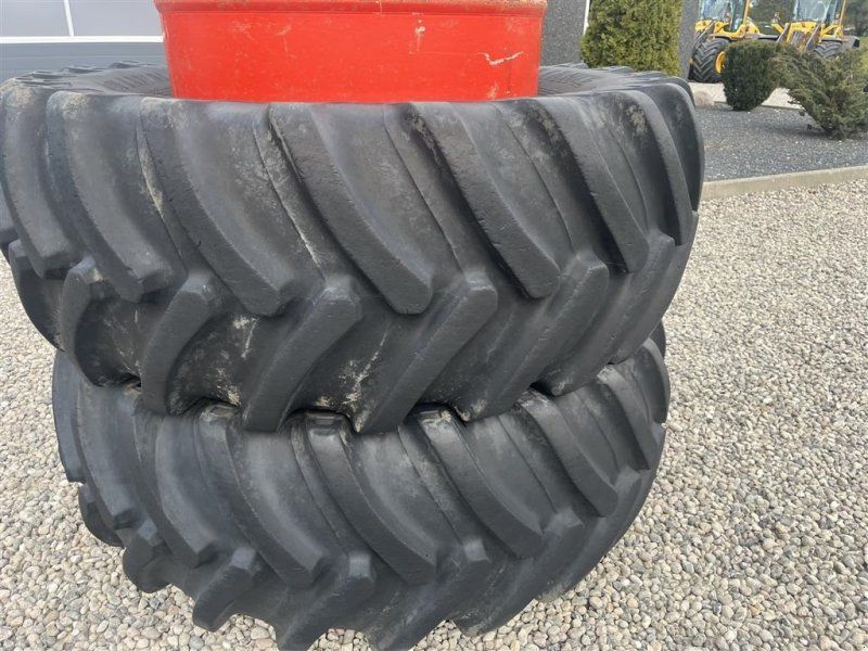 Alliance 650/65R38 Røde med ring og 8 låse