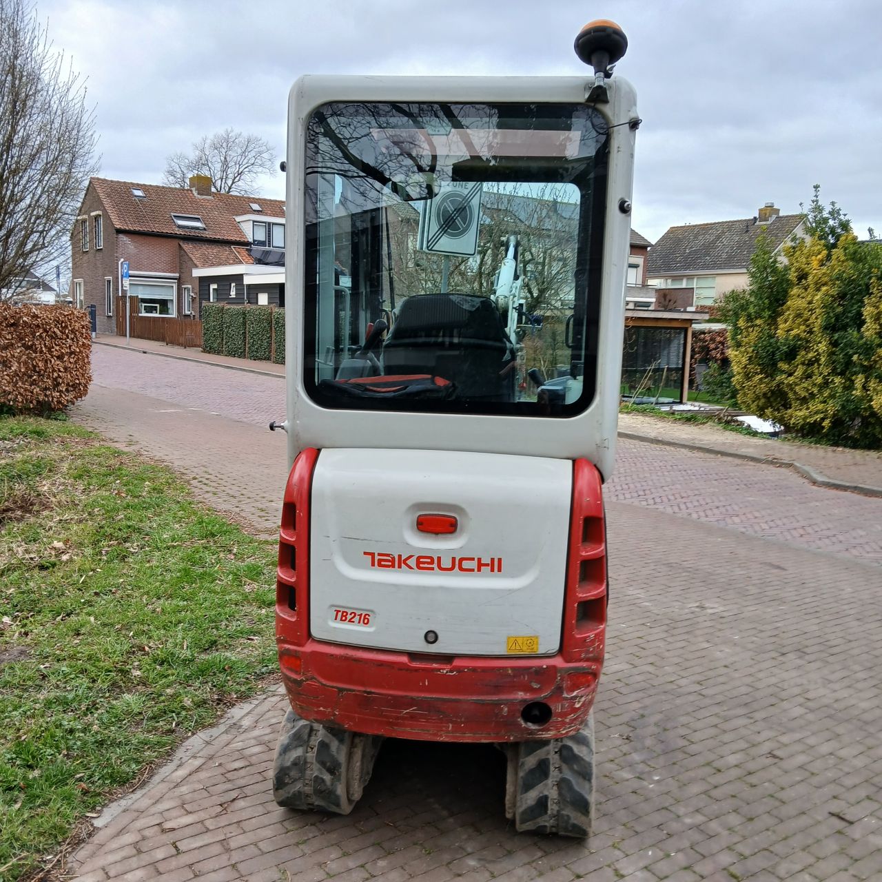 Takeuchi TB216.