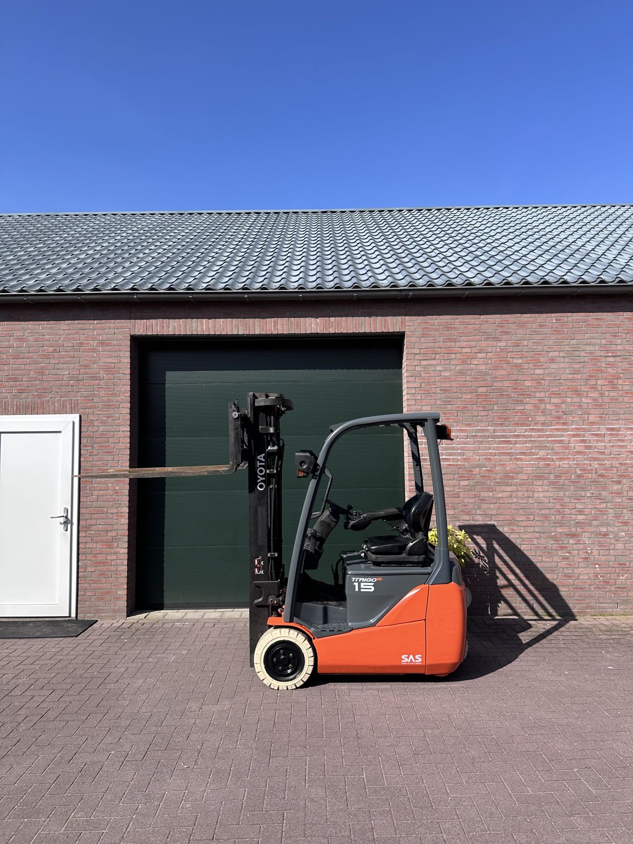 Toyota 8FBET15 1500kg triplo 500cm elektrische heftruck