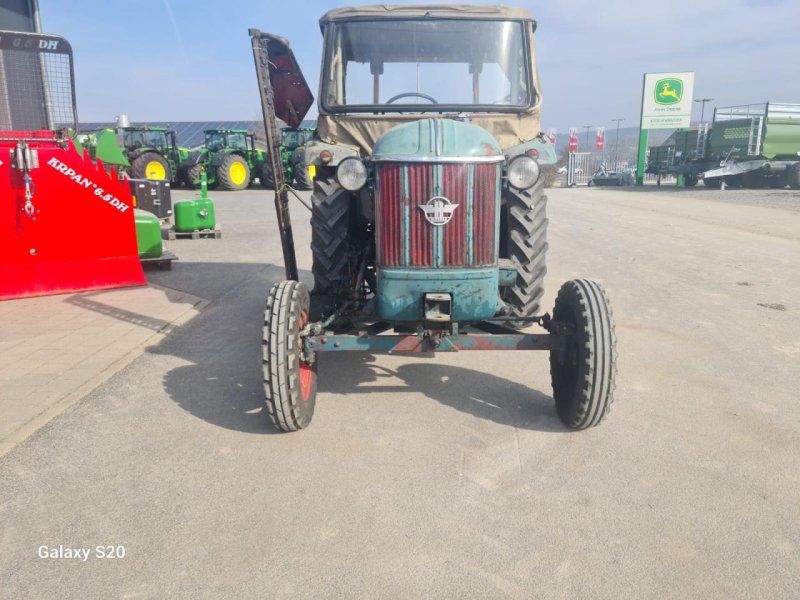 Hanomag R 324 SA
