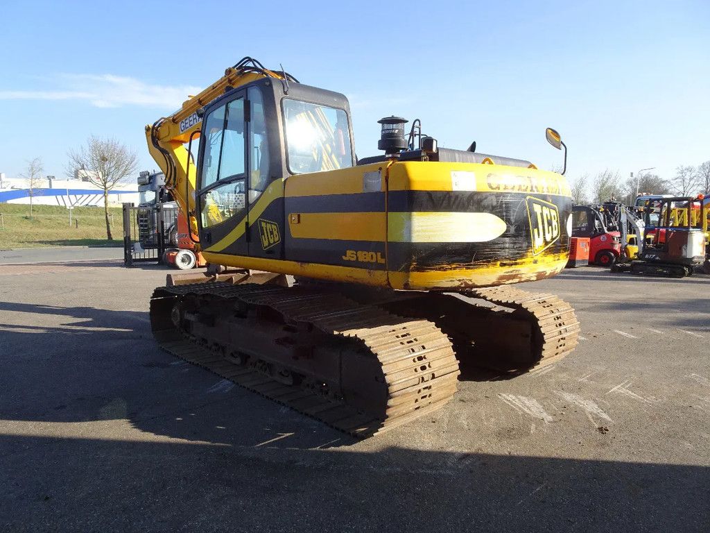 JCB JS180L