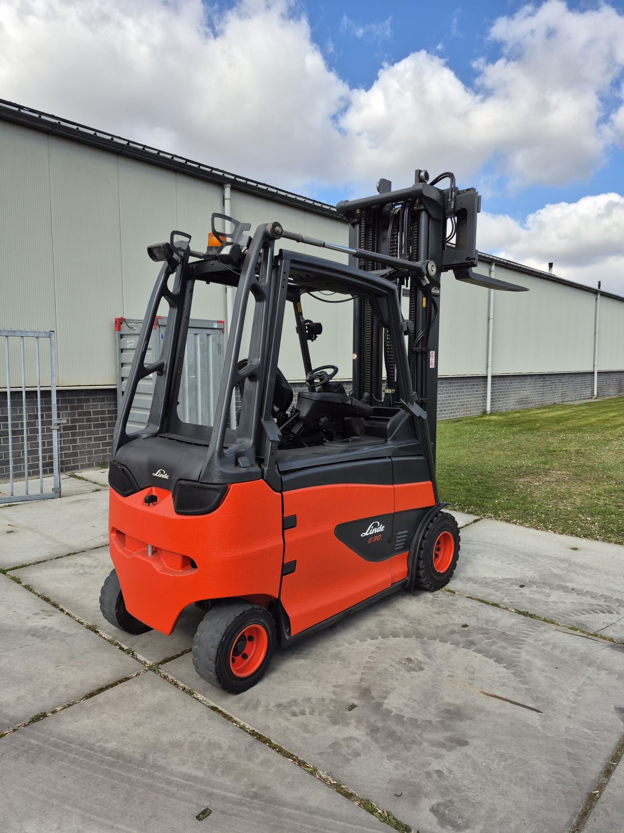 Linde E30HL-01/600 Triplex sideshift 6.580 mm bj 2017