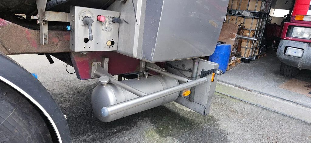 Scania G420 BURG RMO tank trailer