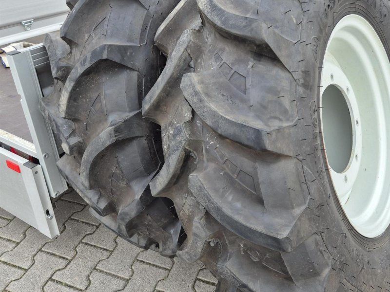 Steyr 380/85R24 Starmax