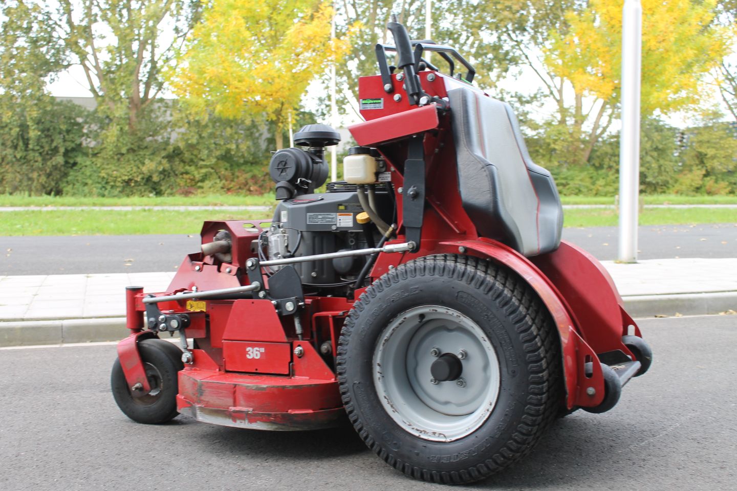 Ferris Stand-on maaier 36