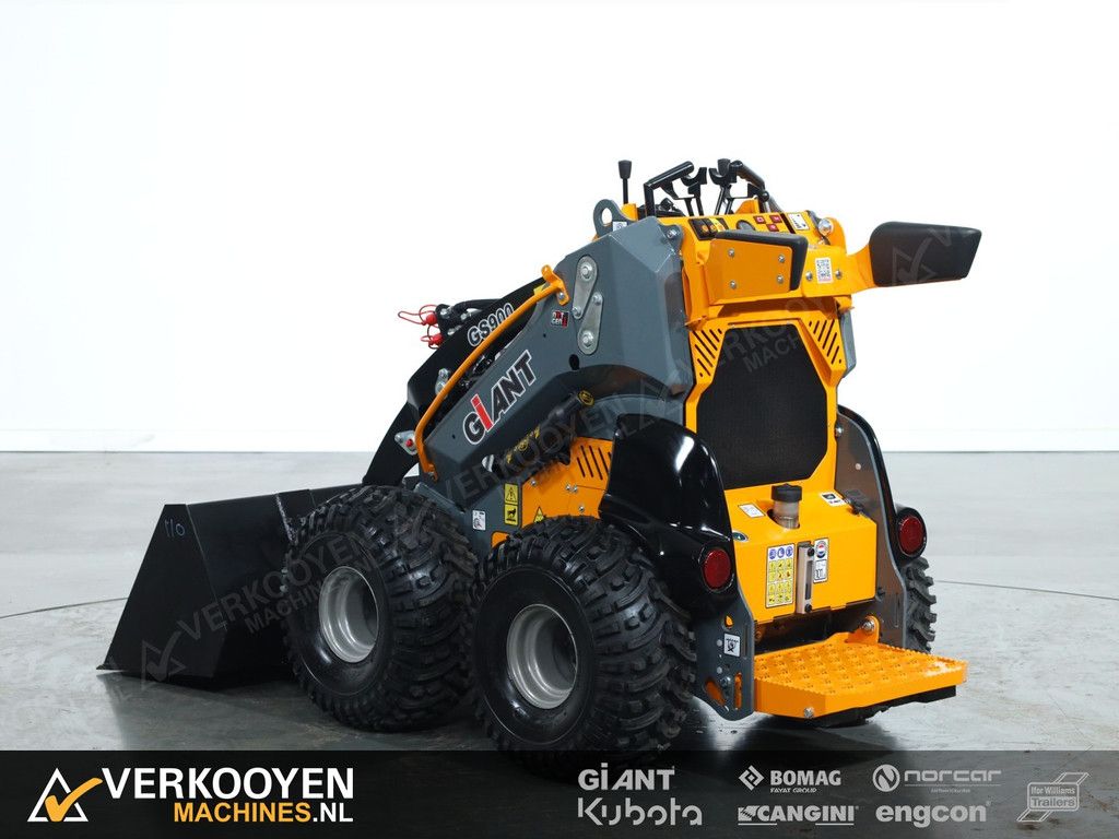 2024 Giant GS900 VK9739