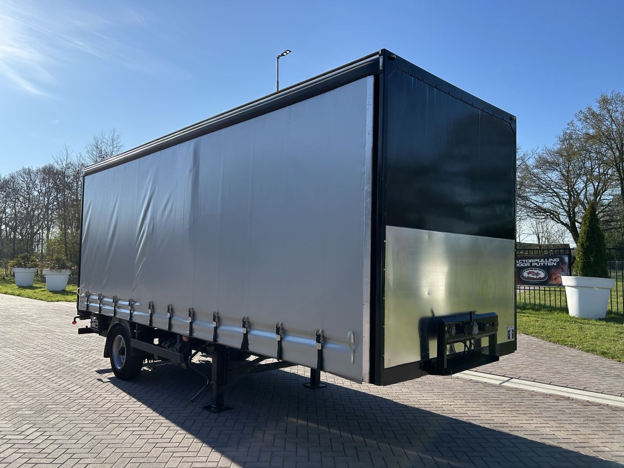 Be oplegger schuifzeilen 5.5 ton laadklep 1000 kg
