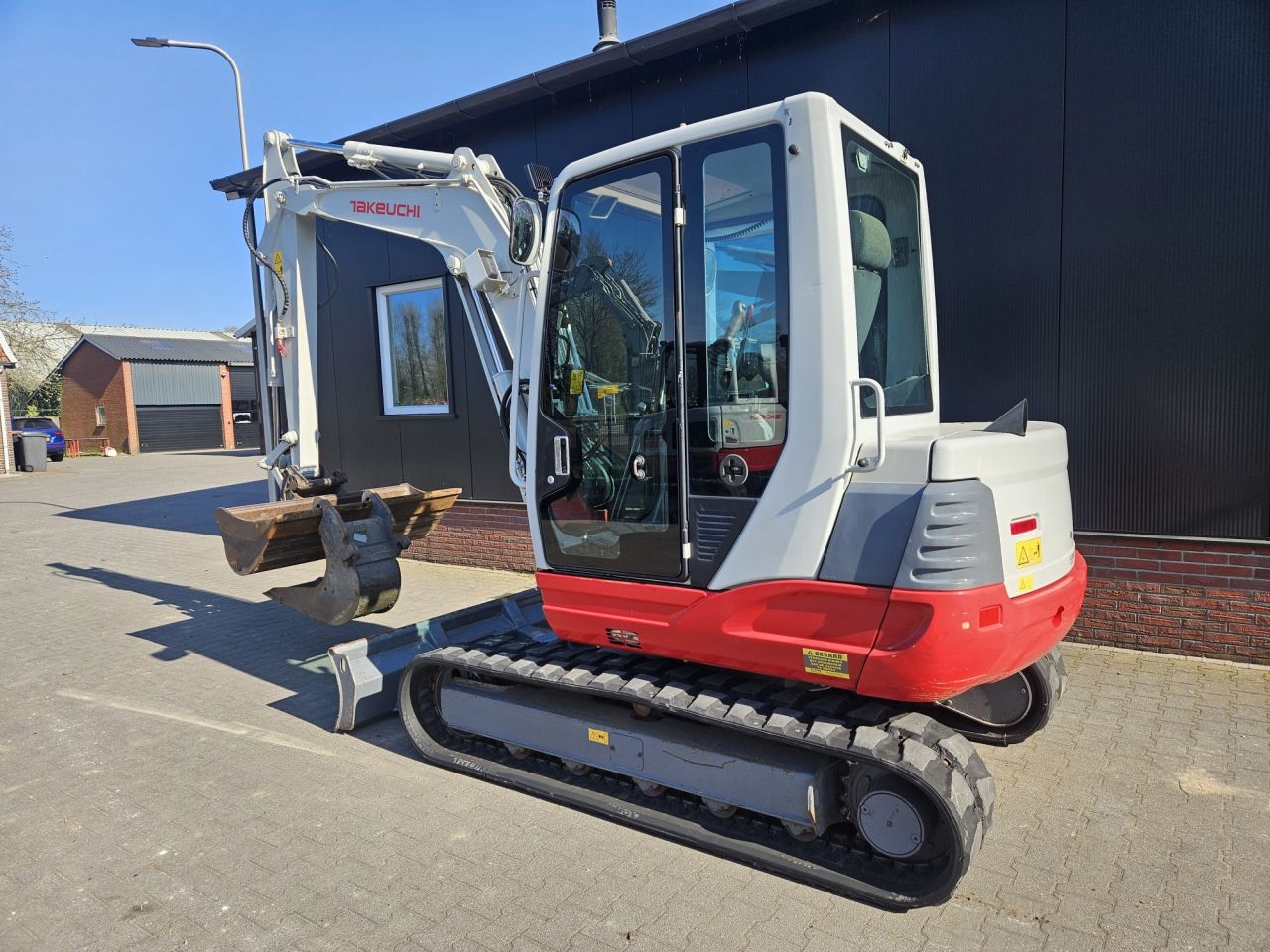 Takeuchi TB250