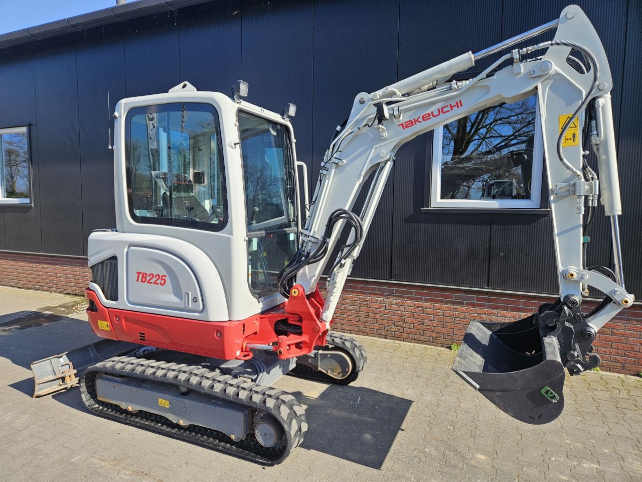 Takeuchi TB225 - 350 uur