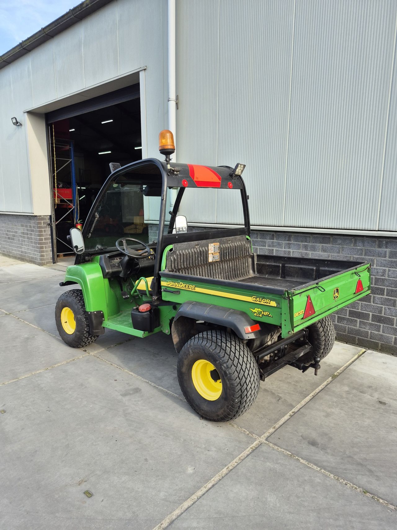 John Deere Gator HPX