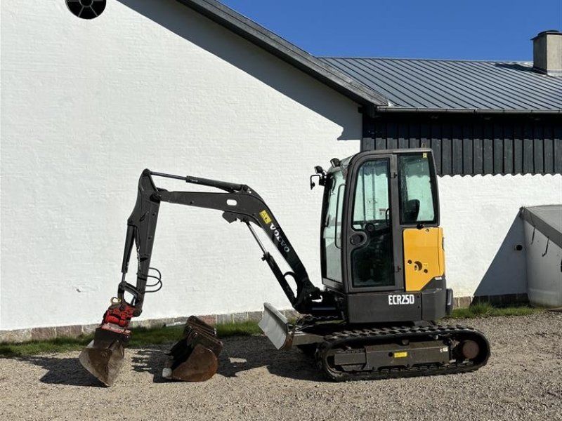 Volvo ECR25D Uden bagende kraftfuld maskine