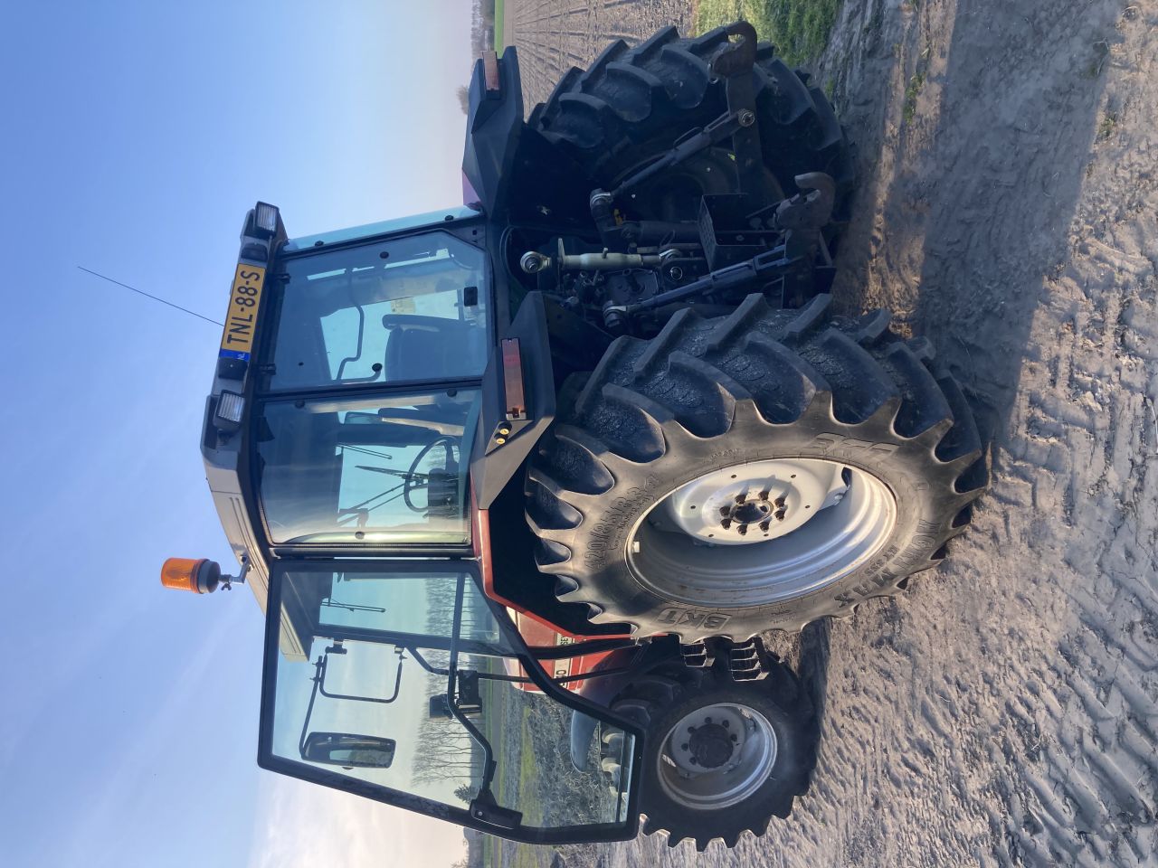 Massey Ferguson 6140