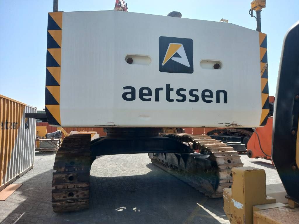 Hitachi ZX 870-5G 21m LR (Abu Dhabi)