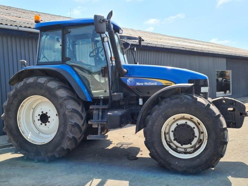 New Holland TM 155