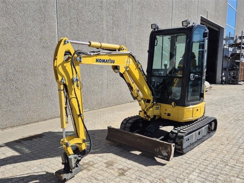 Komatsu PC26MR-3