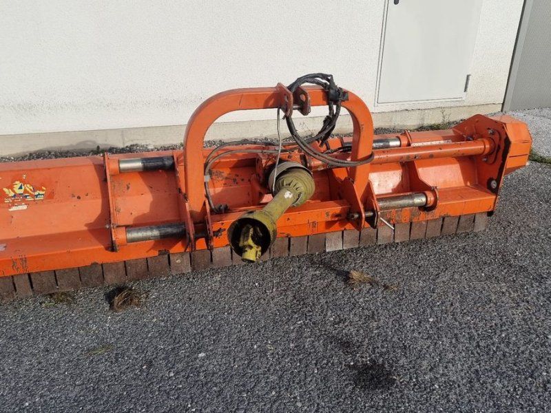 Heckanbaumulcher