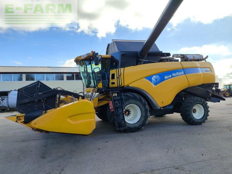 New Holland CX8080