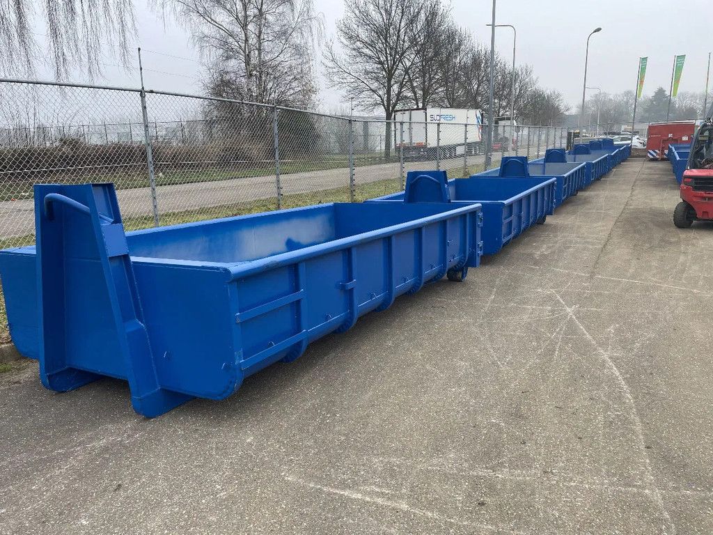 Diversen Containerbakken 10 Cubs Haaksysteem diverse op voorraad !! NIEUW !!