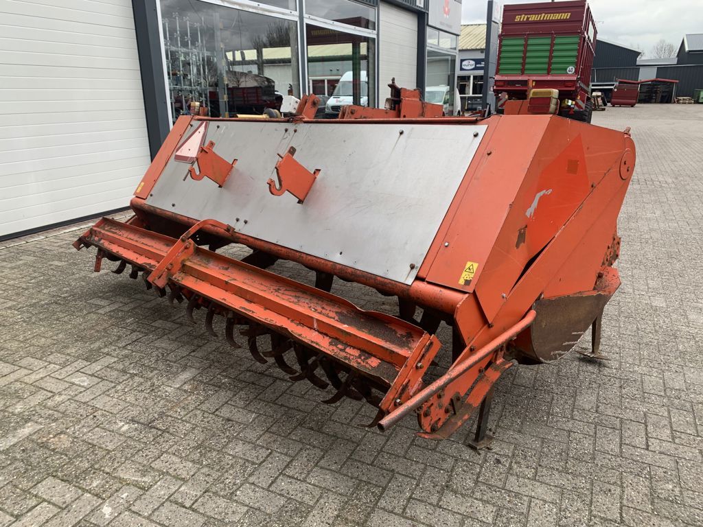 Farmax LRPS 300 LHDH