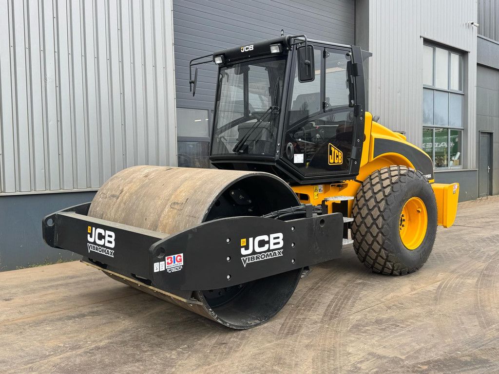 JCB VM166D