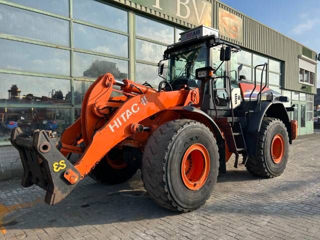 Hitachi ZW 250-6