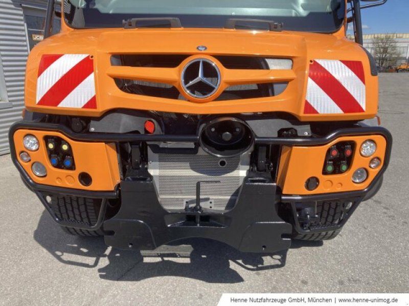 Mercedes-Benz U 435