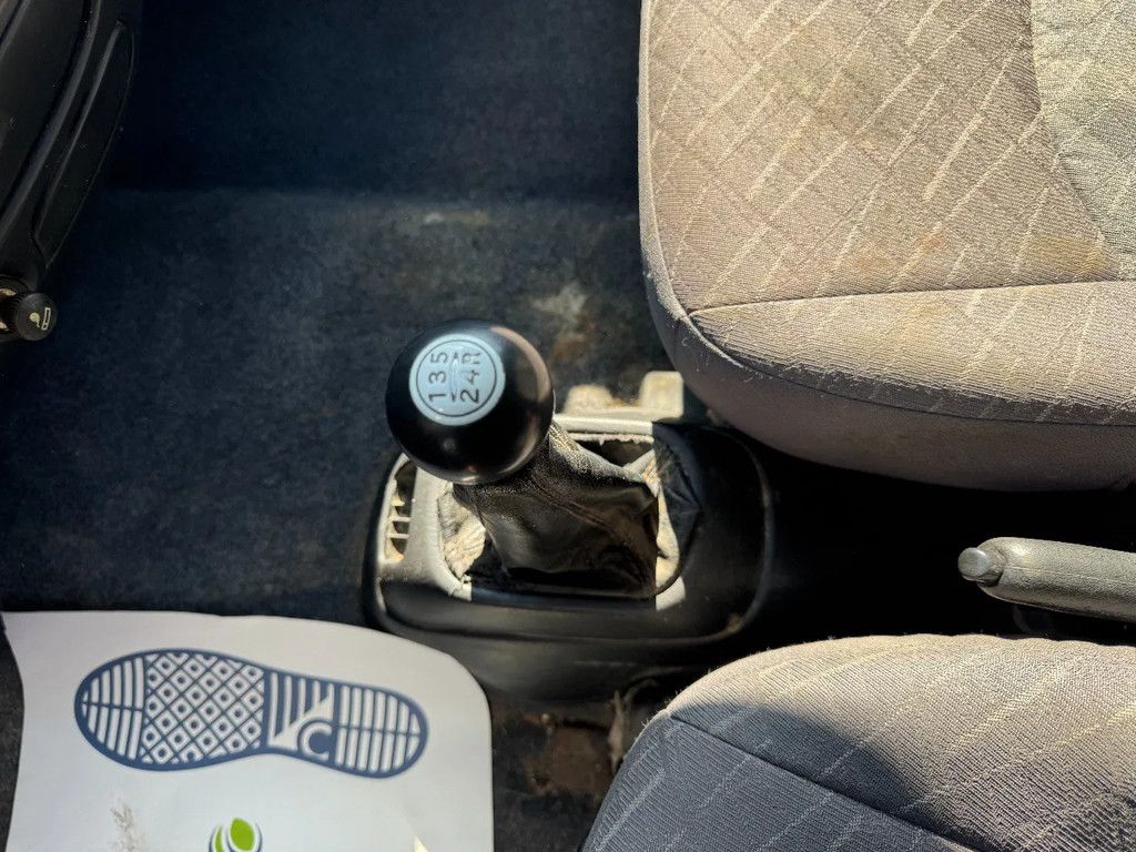 Hyundai H200