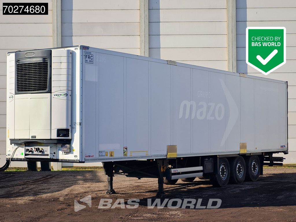 Schmitz Carrier Vector 1550 3 Achsen Blumenbreit Huckepack