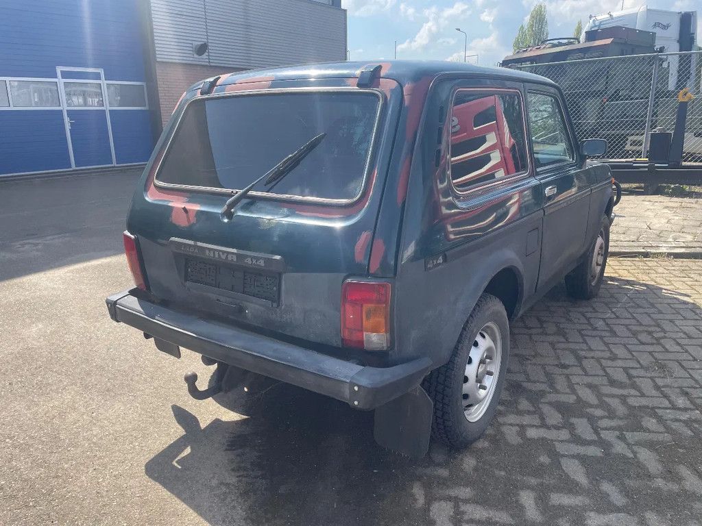 Lada Niva 4x4 Terreinwagen 135.000 km