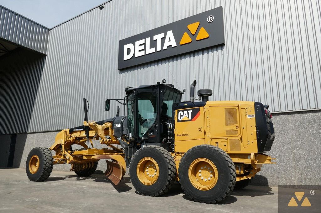 Caterpillar 12M3