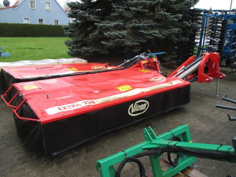 Vicon Extra 228
