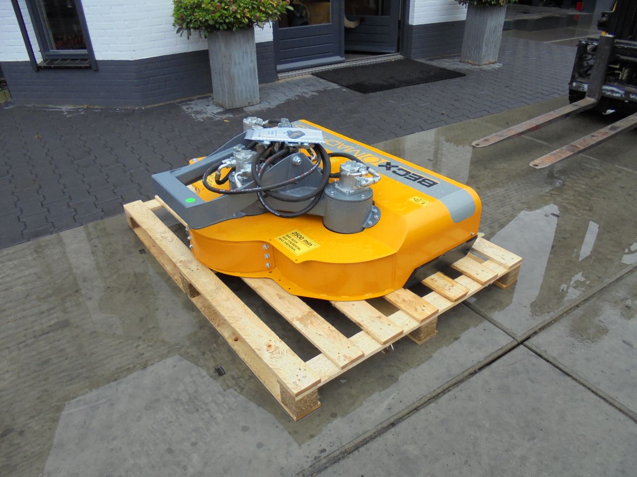 Div,demo en nieuwe,becx HS131HR heggensnoeiers