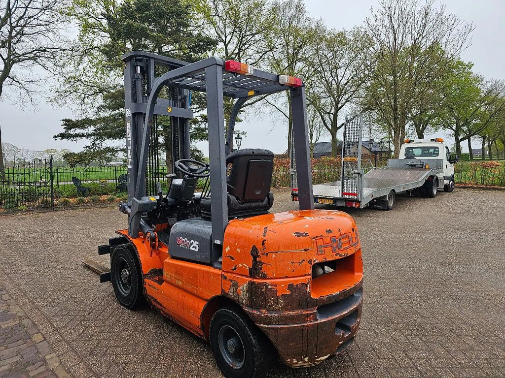 Heli 2.5 tons diesel heftruck Isuzu motor 2006
