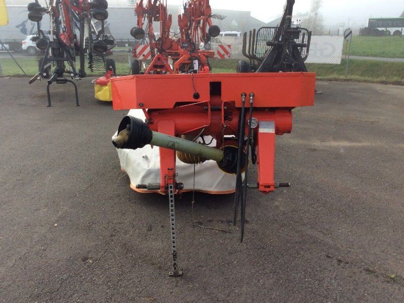 Kuhn GMD 702