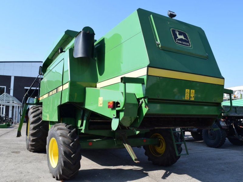 John Deere 2064