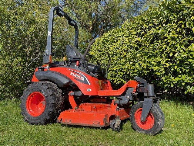 Kubota ZD1211