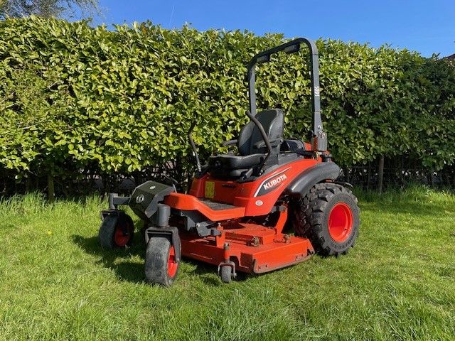 Kubota ZD1211