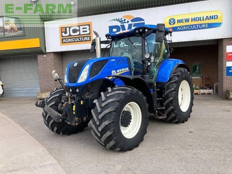 New Holland t7.245