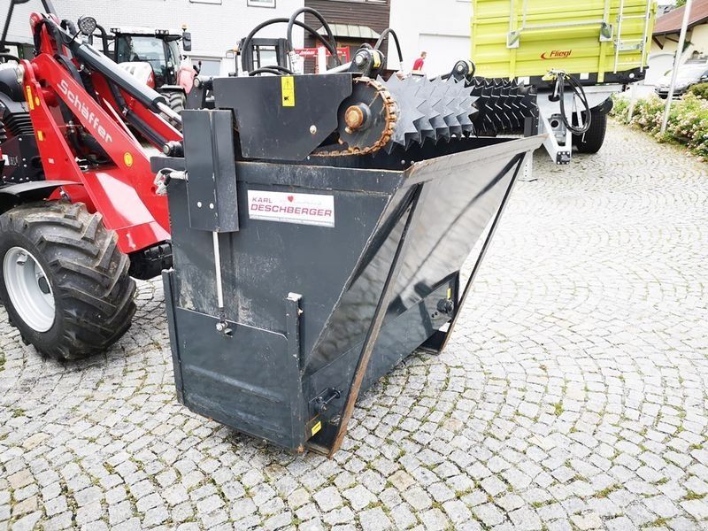 Schäffer Futterdosiergerät 1,5 m für Maissilage