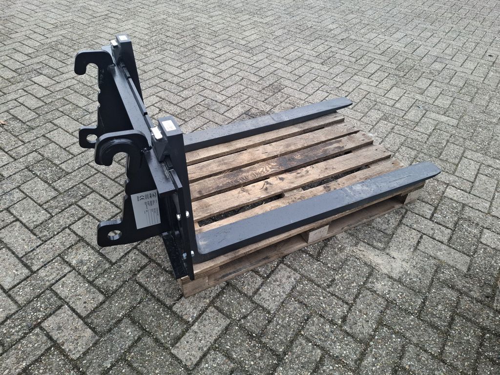 Giant PV-FEM2_SPEC-1200-G