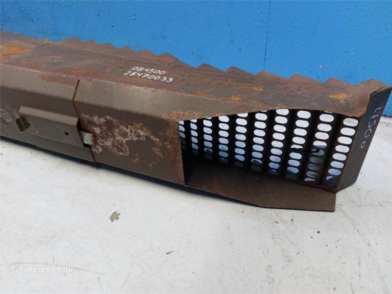 D4500