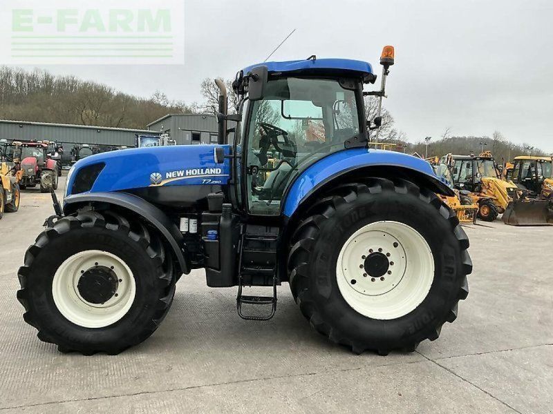 New Holland t7.250  (st22810)