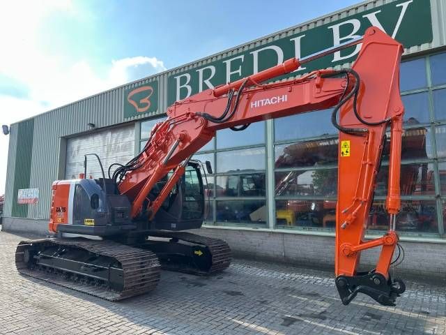 Hitachi ZX 225 US LC-3