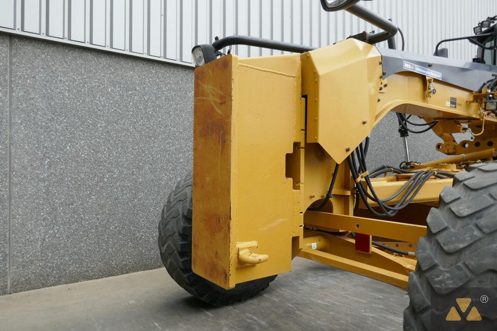 Caterpillar 140M2