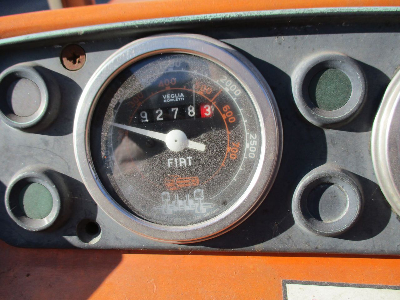 Fiat 550 verhoogt