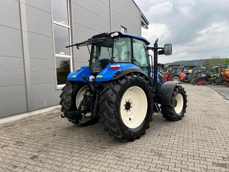New Holland T 5.95
