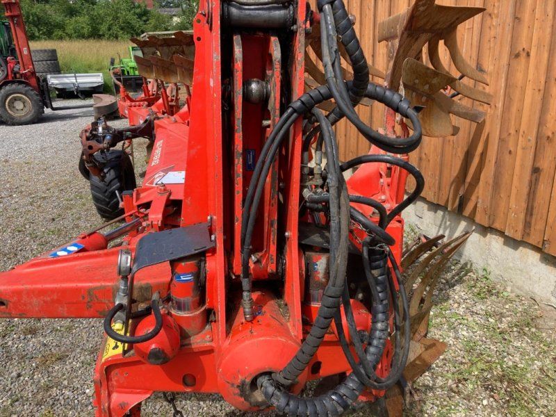 Kuhn MultiMaster 182T