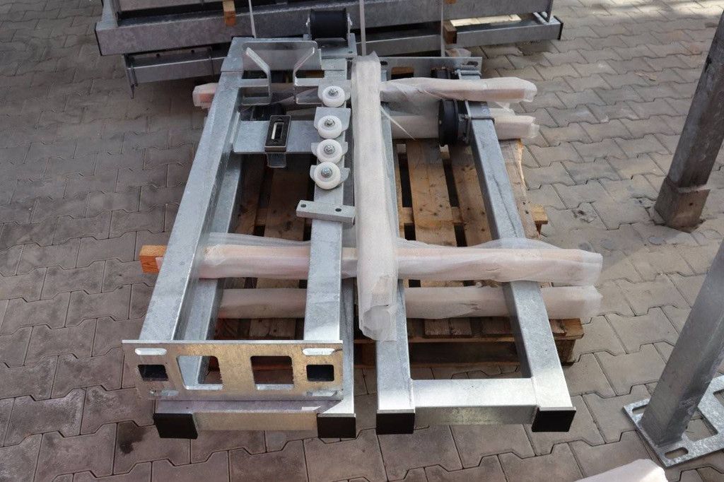 Cantilever Sliding Gate