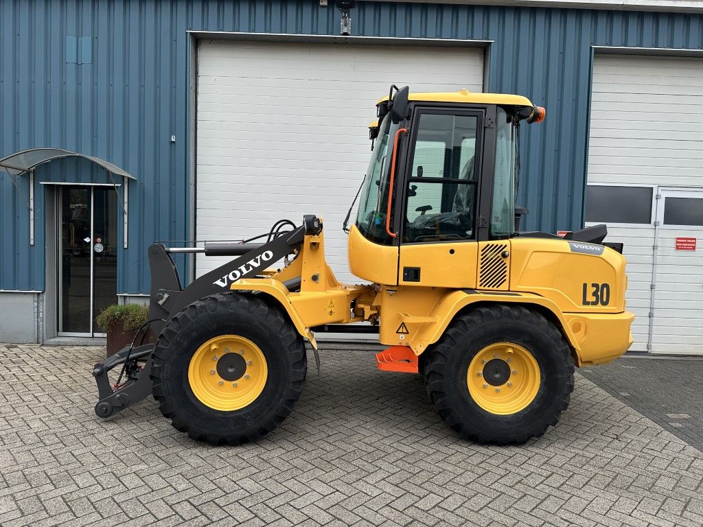VOLVO L30HS (32KM/H) NIEUW