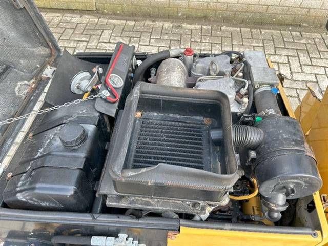 CAT CB 114